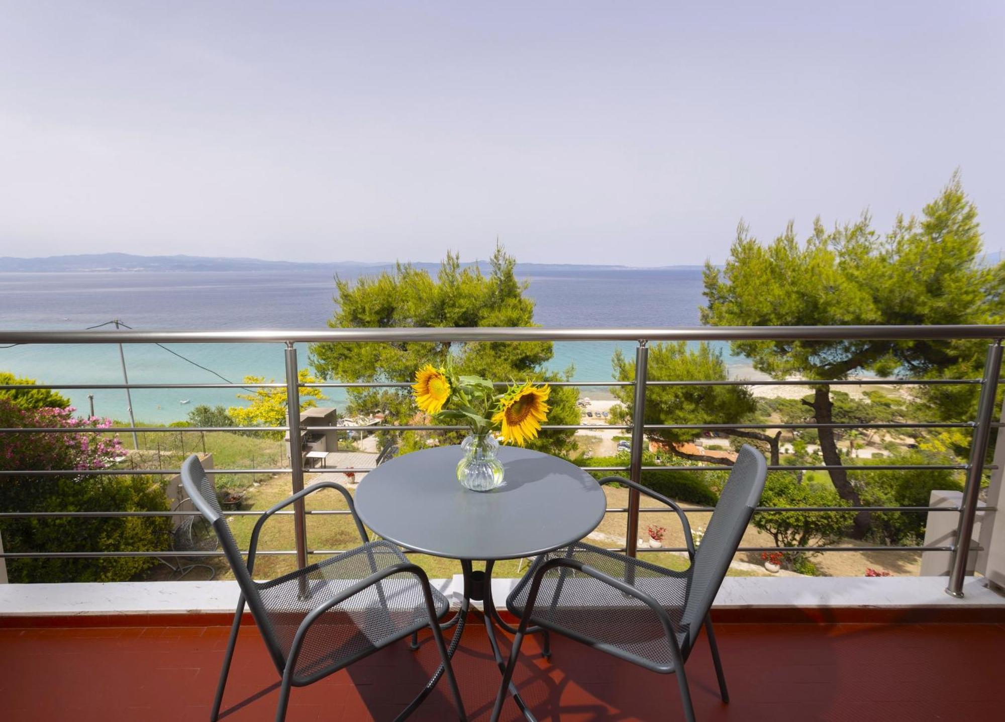 Sea View Apollo Apartments & Studios In Афитос Экстерьер фото