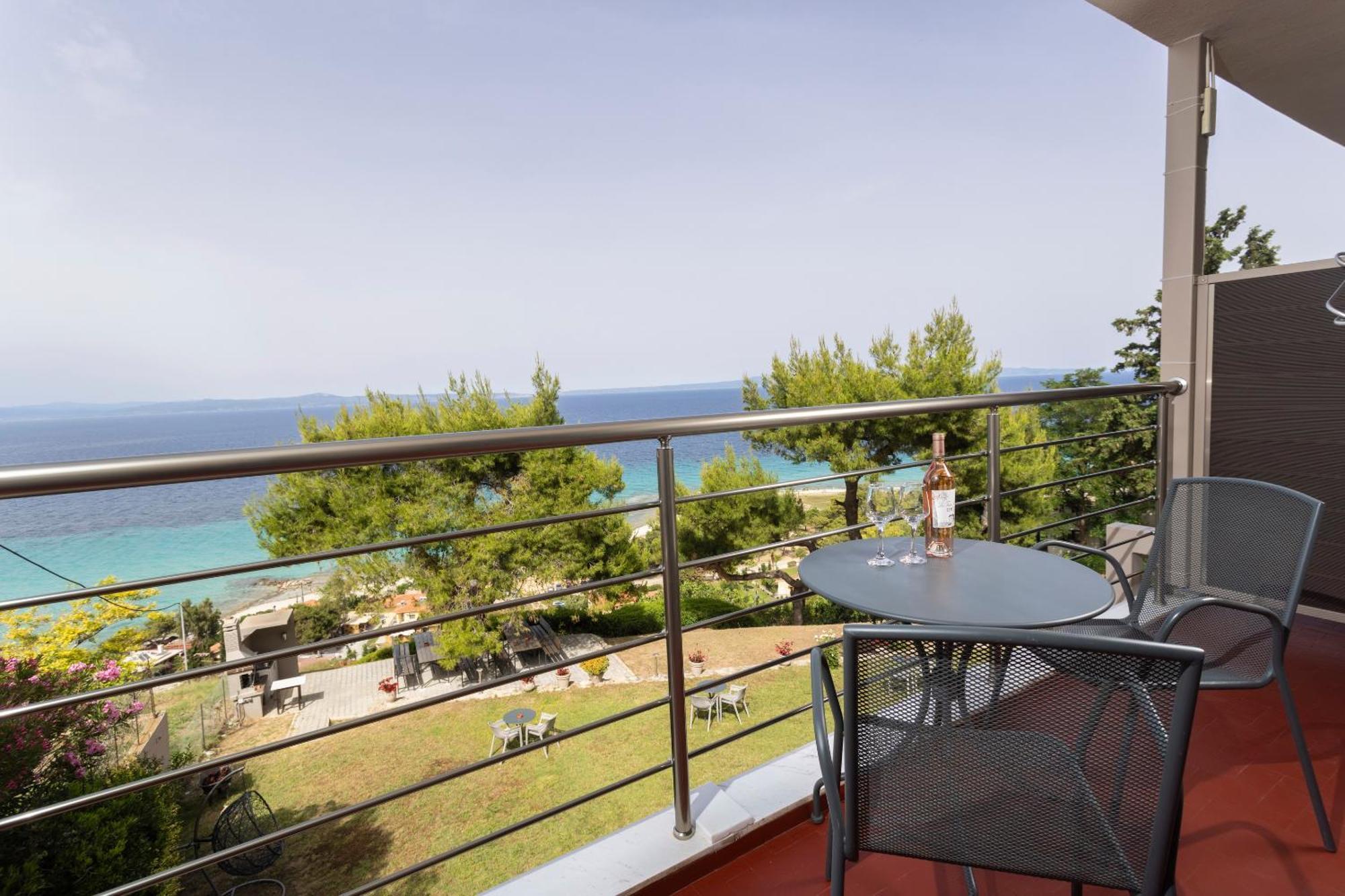 Sea View Apollo Apartments & Studios In Афитос Экстерьер фото