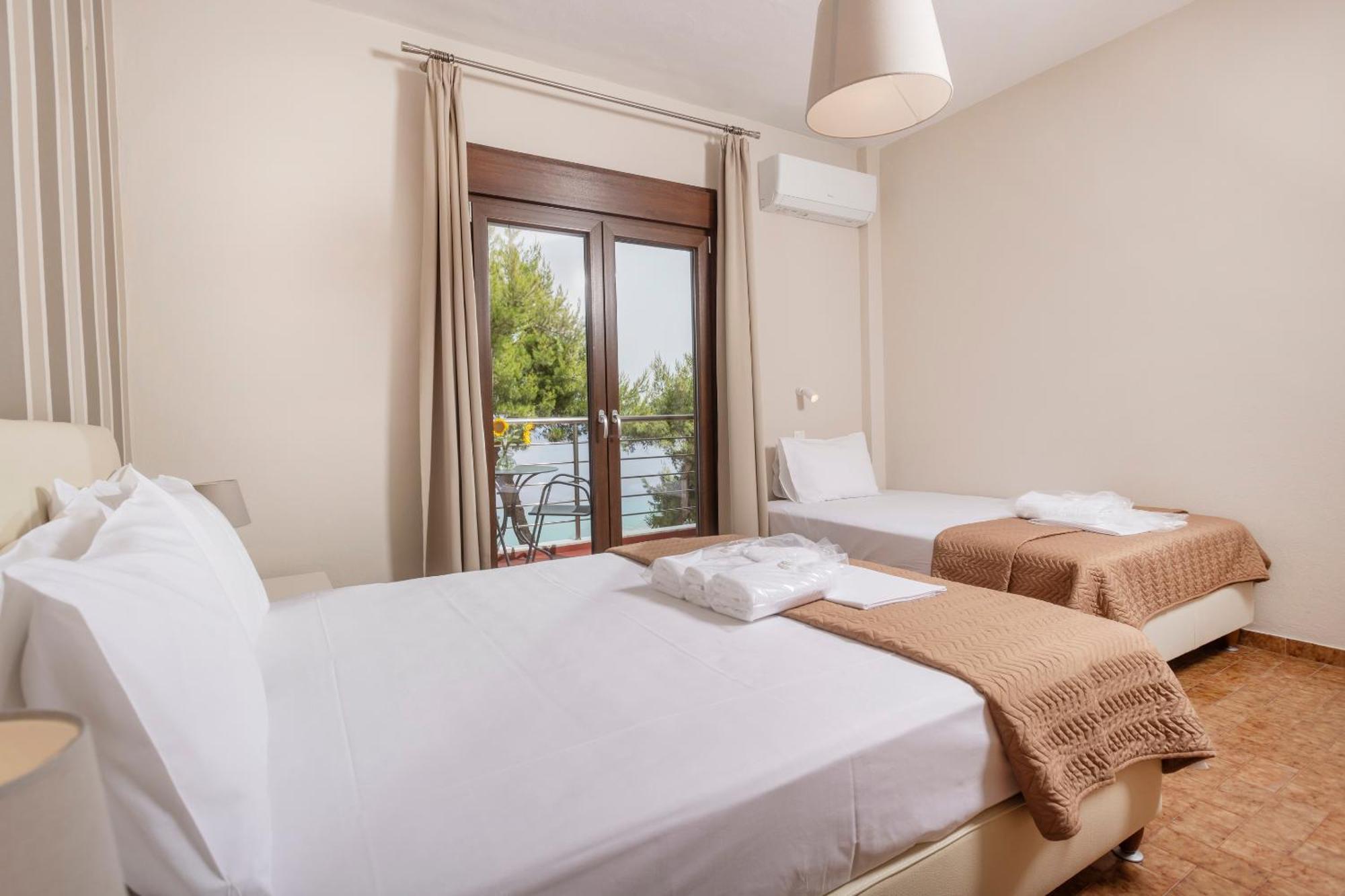 Sea View Apollo Apartments & Studios In Афитос Экстерьер фото