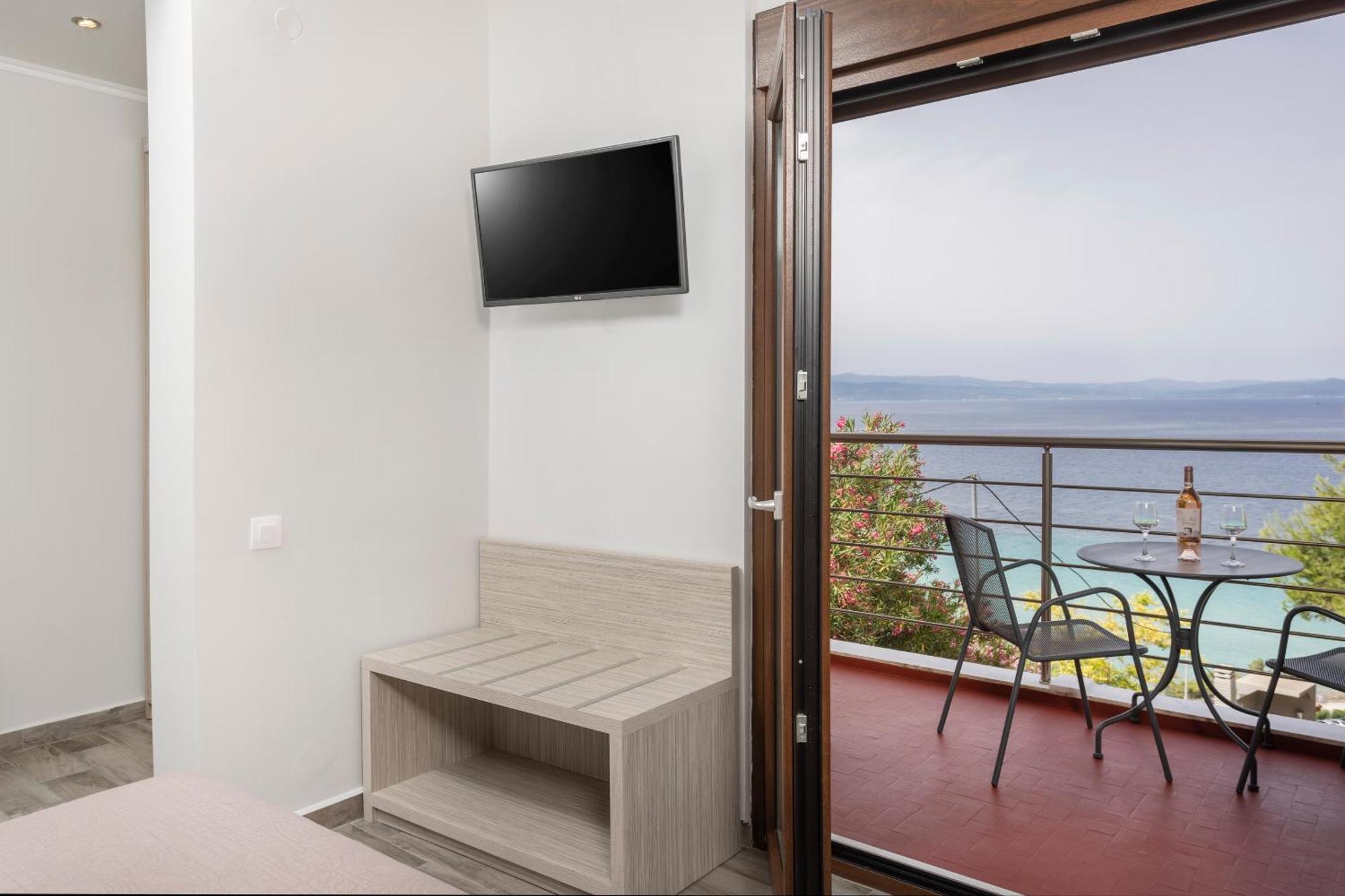 Sea View Apollo Apartments & Studios In Афитос Экстерьер фото