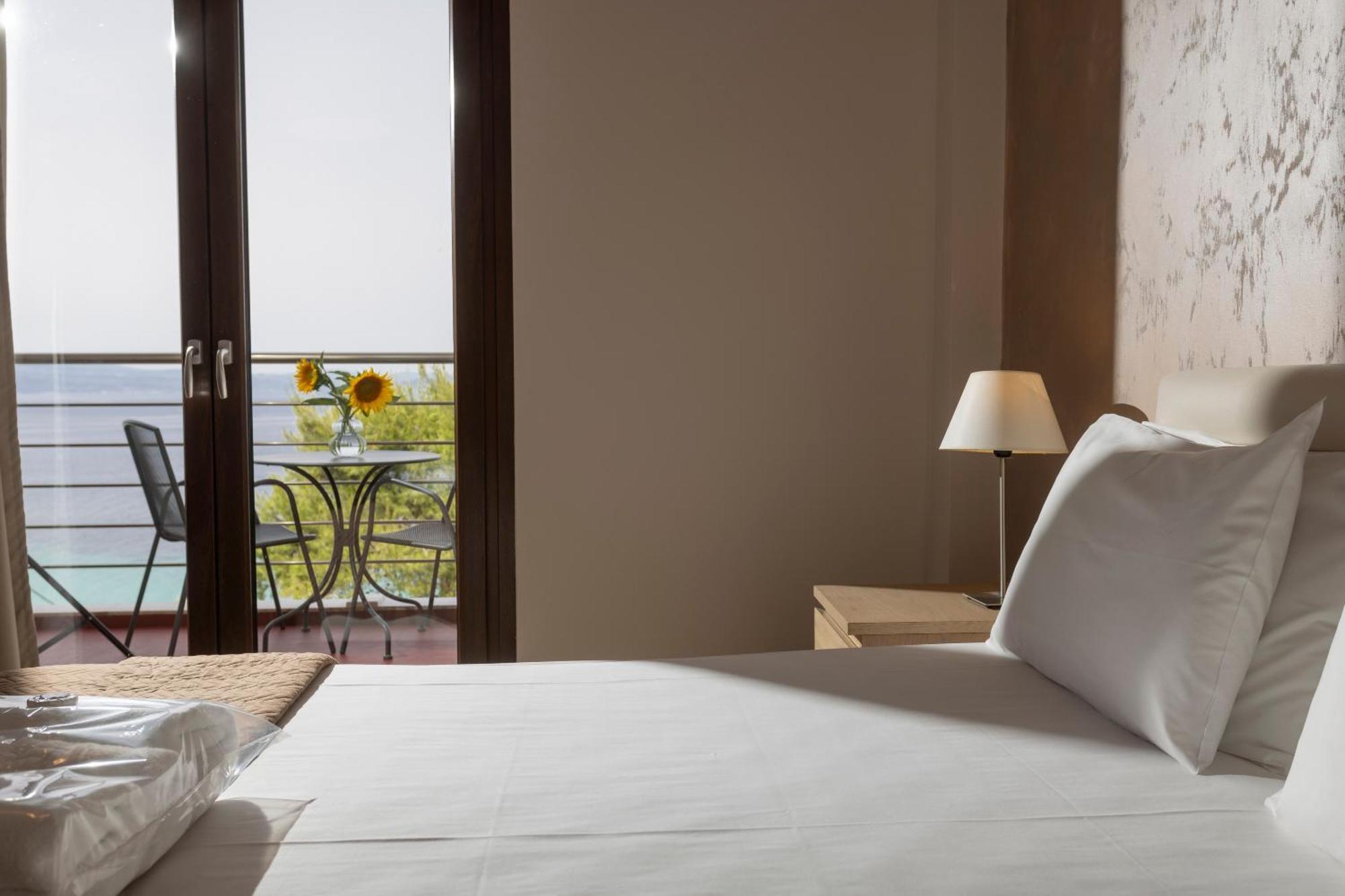 Sea View Apollo Apartments & Studios In Афитос Экстерьер фото