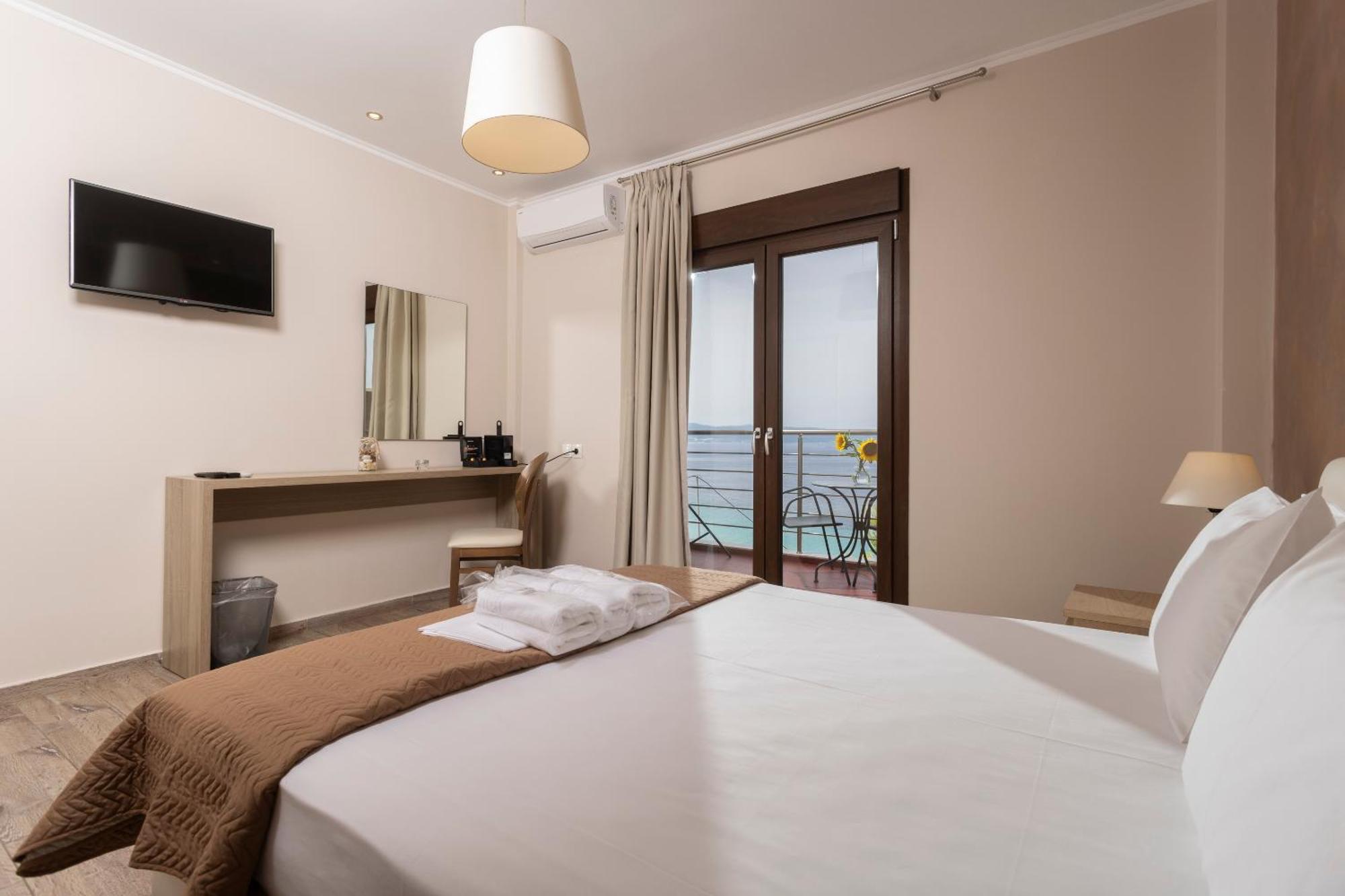 Sea View Apollo Apartments & Studios In Афитос Экстерьер фото