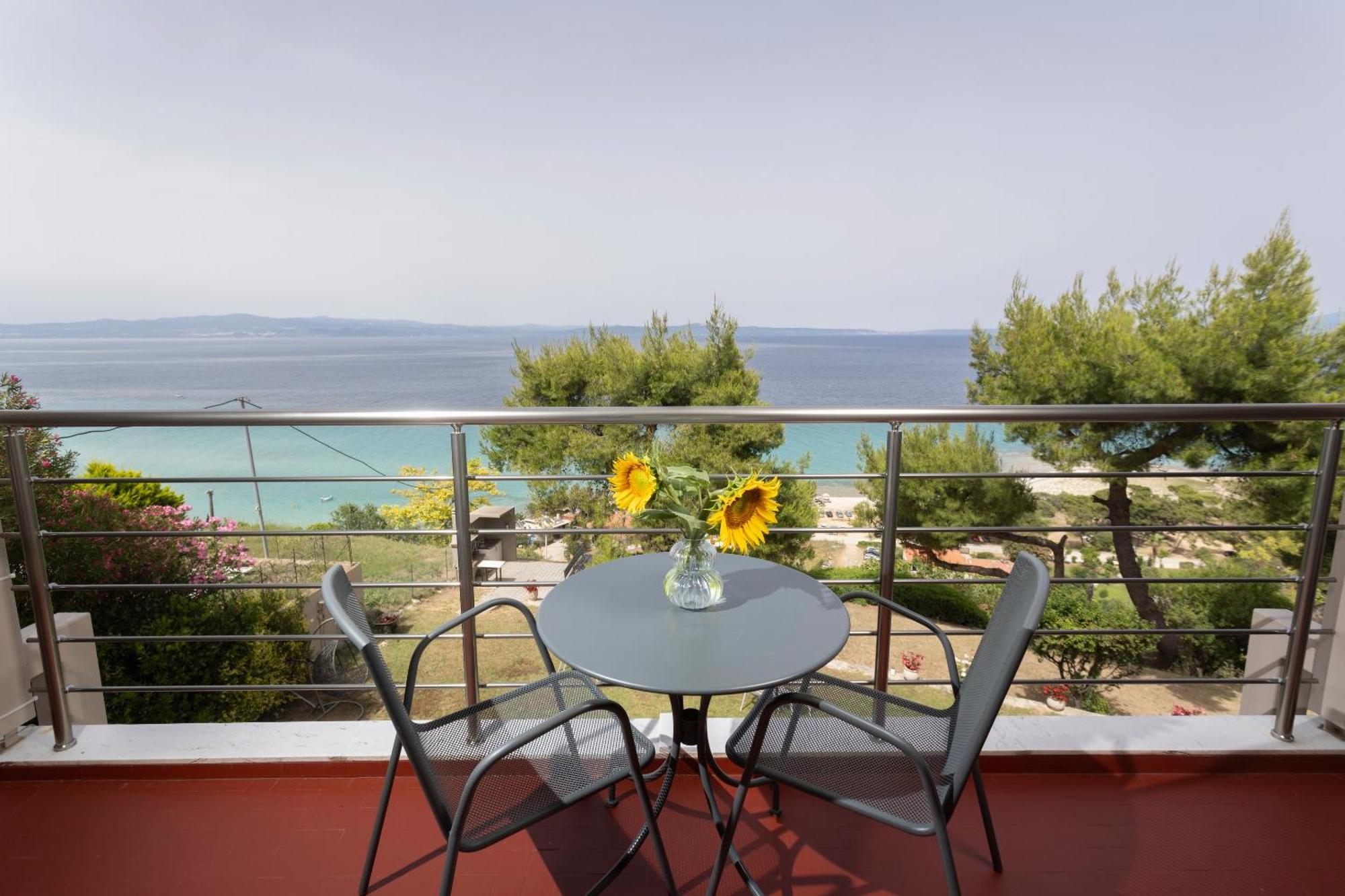 Sea View Apollo Apartments & Studios In Афитос Экстерьер фото