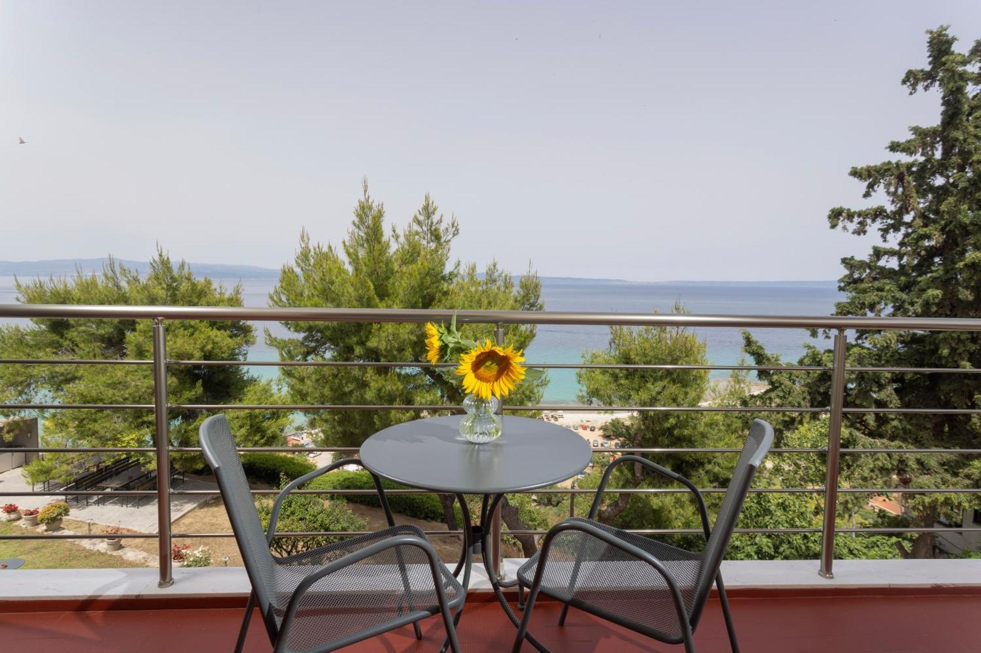 Sea View Apollo Apartments & Studios In Афитос Экстерьер фото