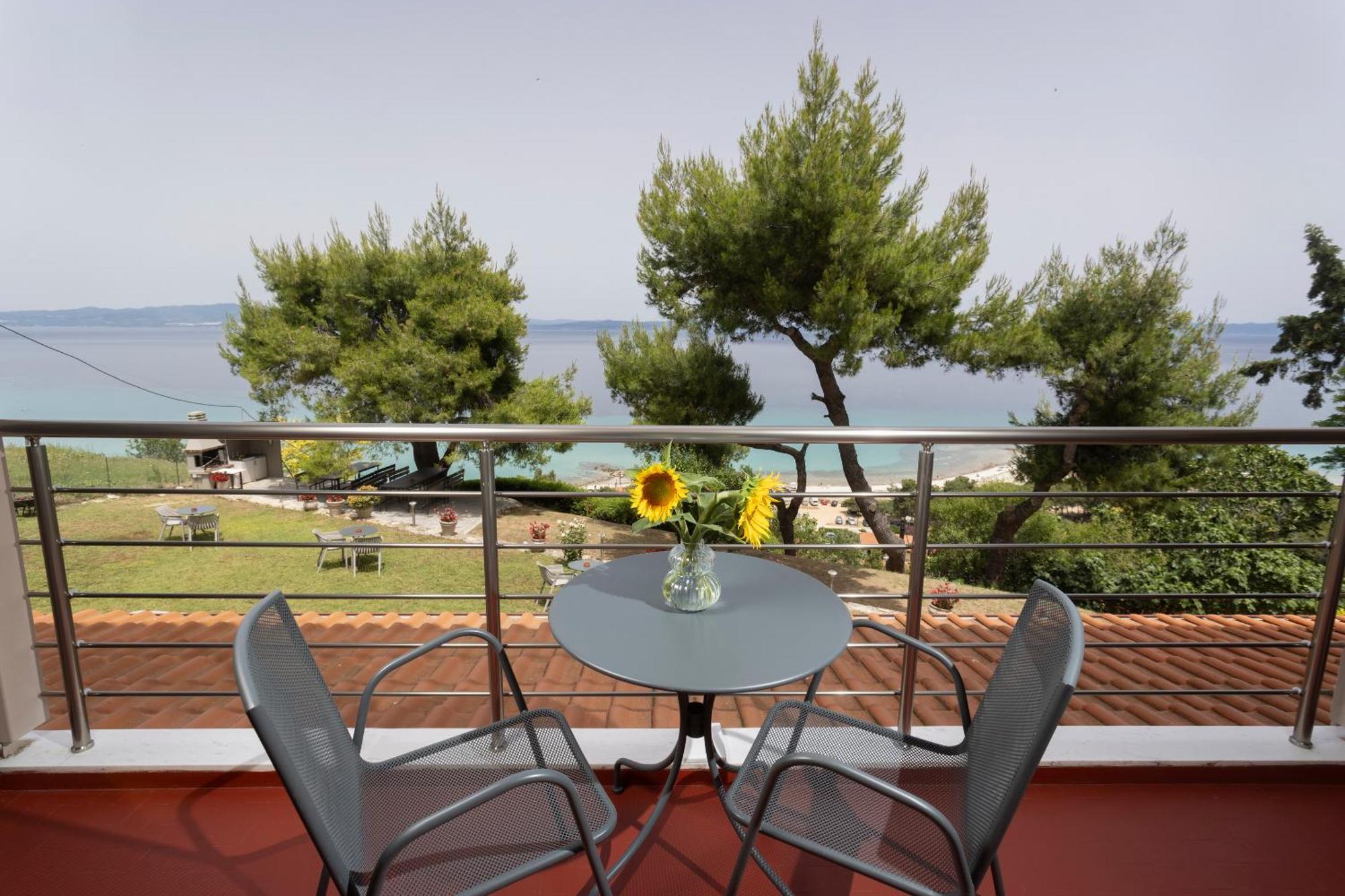Sea View Apollo Apartments & Studios In Афитос Экстерьер фото